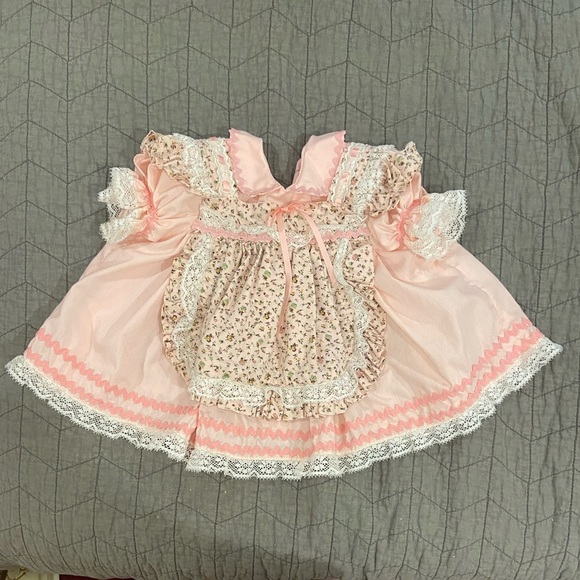 EVERYTHING Baby Dress - Picture 1 of 7